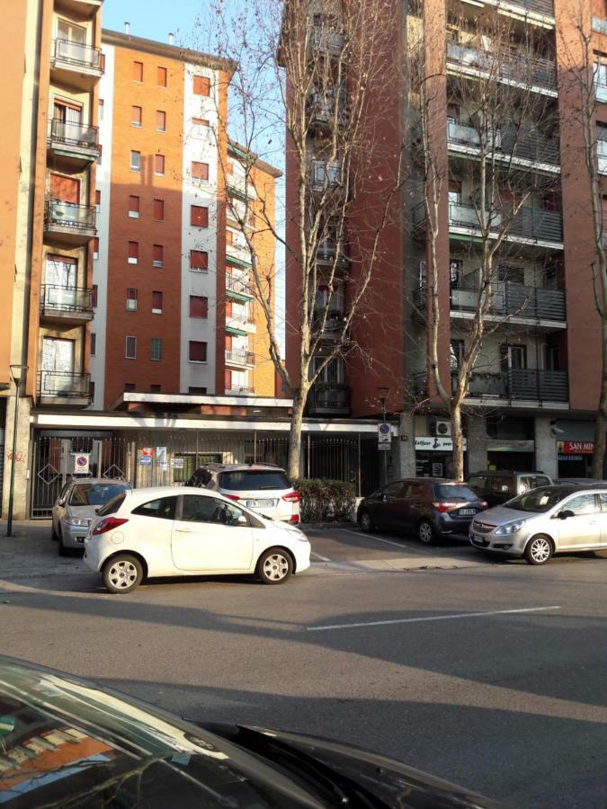 Grazioso Bilocale A 100 Mt Dalla Metropolitana Sesto San Giovanni Kültér fotó