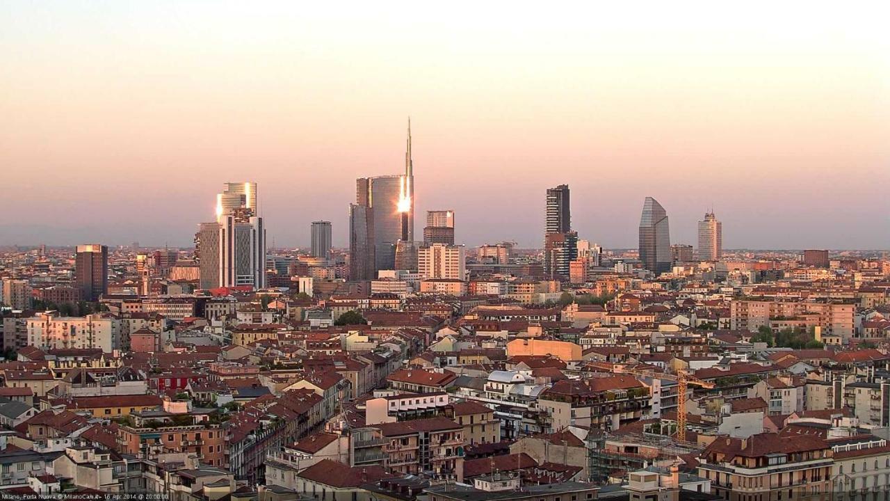 Grazioso Bilocale A 100 Mt Dalla Metropolitana Sesto San Giovanni Kültér fotó